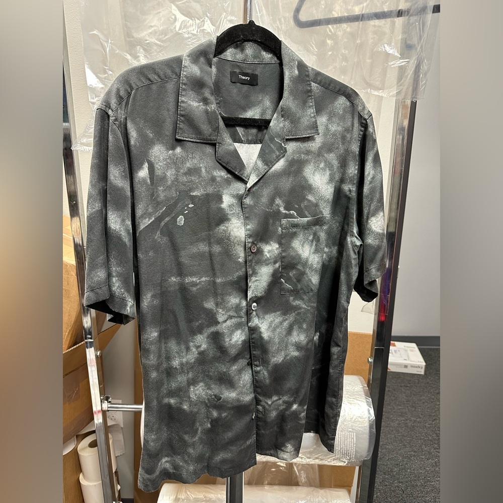Theory relaxed shirt XL
